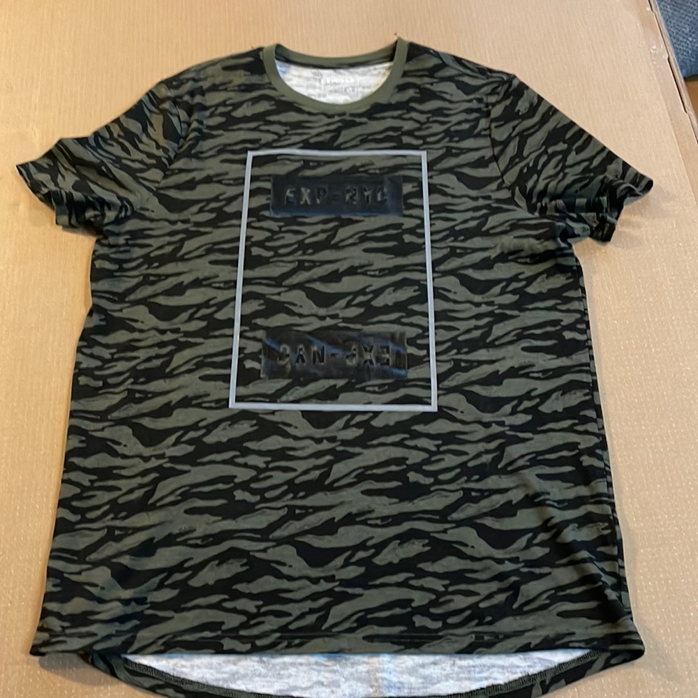 Express T-shirt NWT